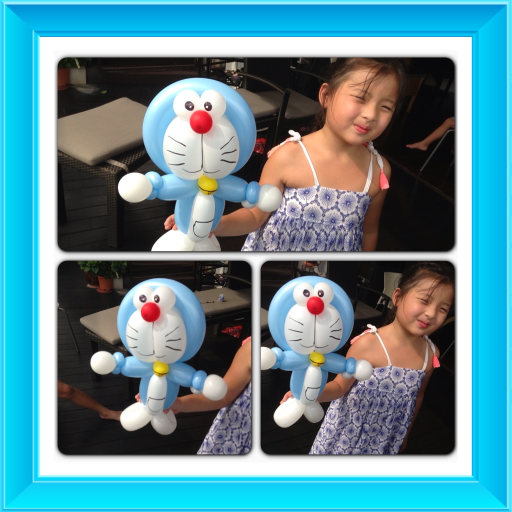 Doraemon balloon sculpture