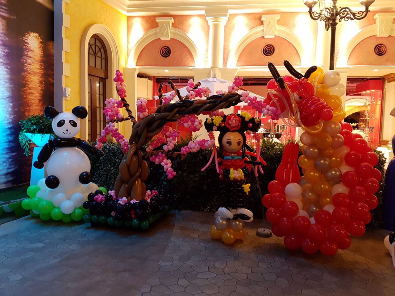 Around the World Theme Balloon Exhibit Chinese Panda, Dragon and Doll