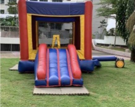 Basic bounce house